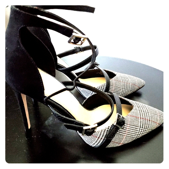 jessica simpson princia pump